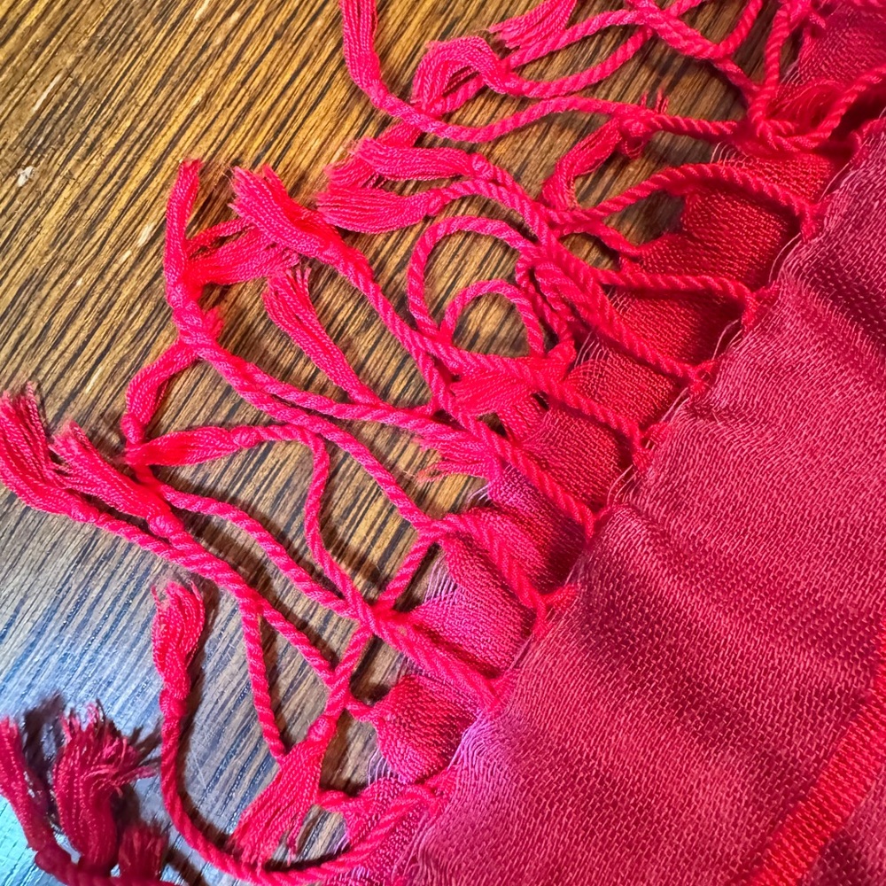 Pink scarf - Picture 4 of 4